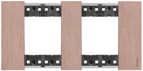 Рамка универсальная Legrand BTicino Living Now 2-м. 4 мод. металл медь фото Рамка универсальная Legrand BTicino Living Now 2-м. 4 мод. металл медь картинка